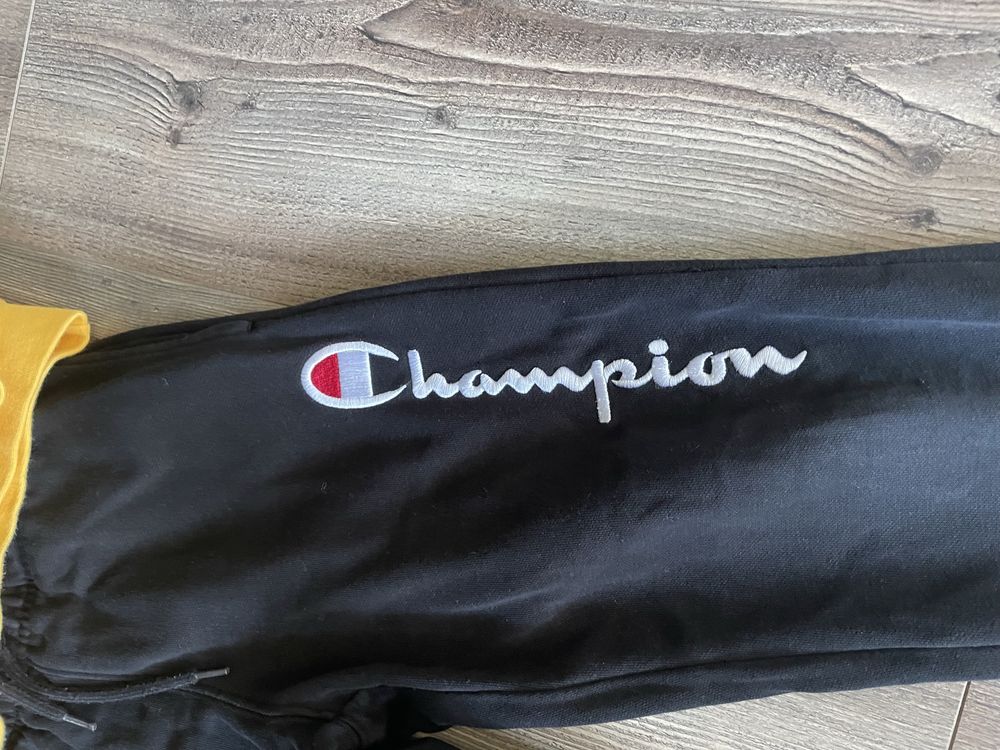 Детски анцунг Champion