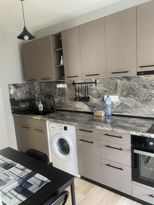 Дава се под наем Едностаен апартамент в София, Банишора - 42 кв.м за 561 € - Снимка #2