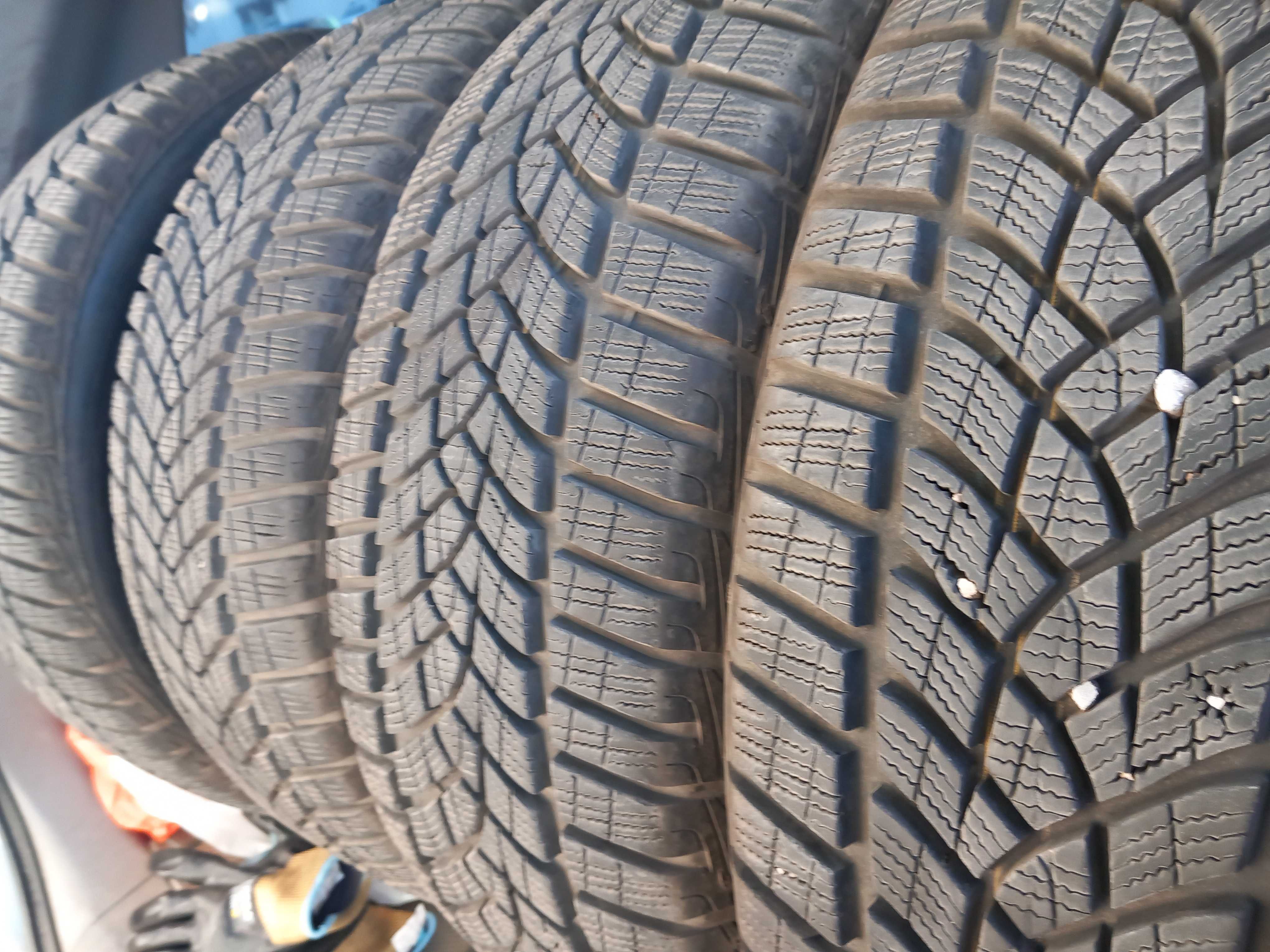 205/55 R17 Goodyear