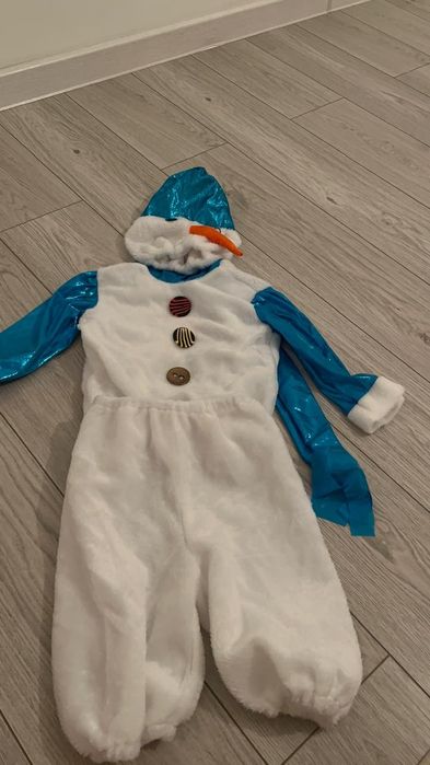 Снеговик для садика продам одевался 1 раз