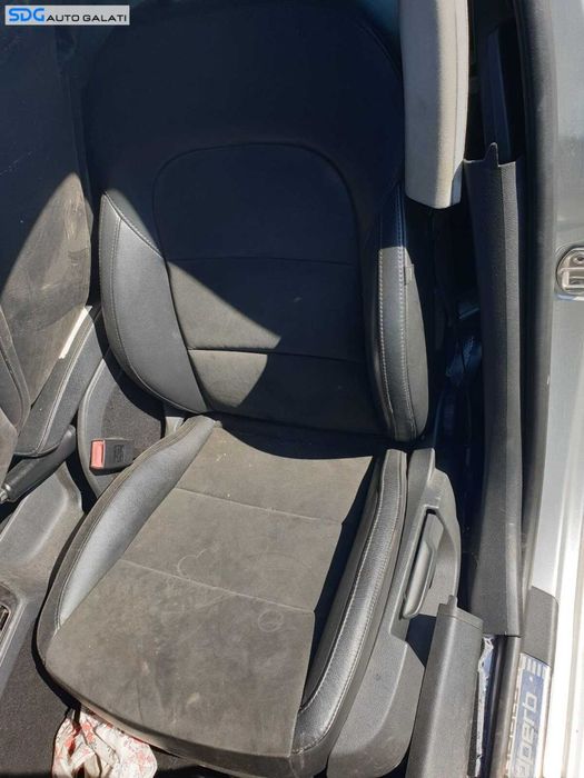 Scaun Stanga Fata Sofer Tapiterie Semi Piele Semipiele Alcantara Skoda Superb 2 2008 - 2015 [C4194]