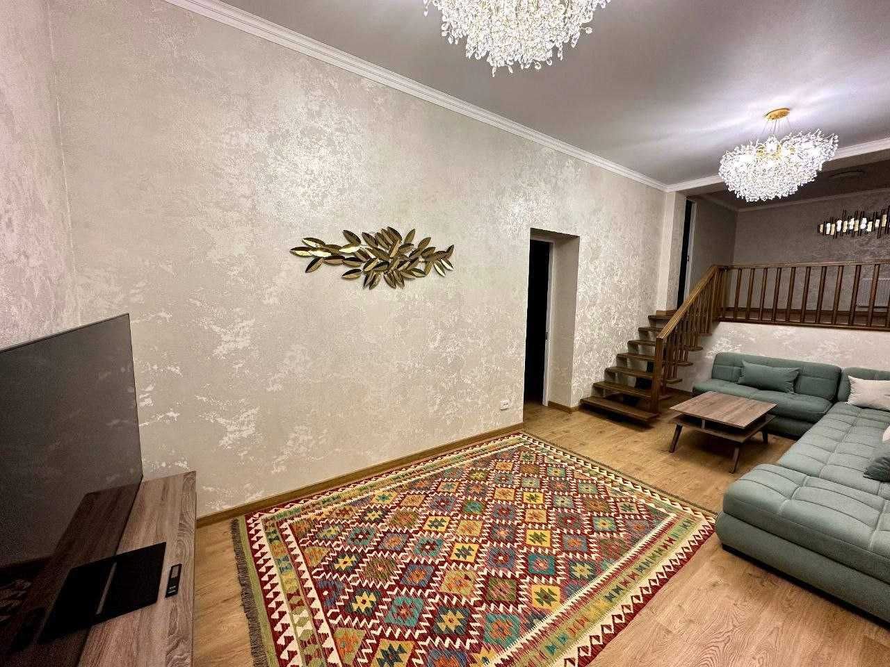 продается дом
на Новомосковская
(Мирзо-Улугбекский район)