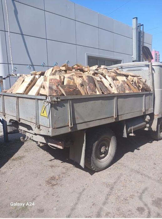 Дрова, с доставкой  загружено на совесть,машина Газель, Уаз