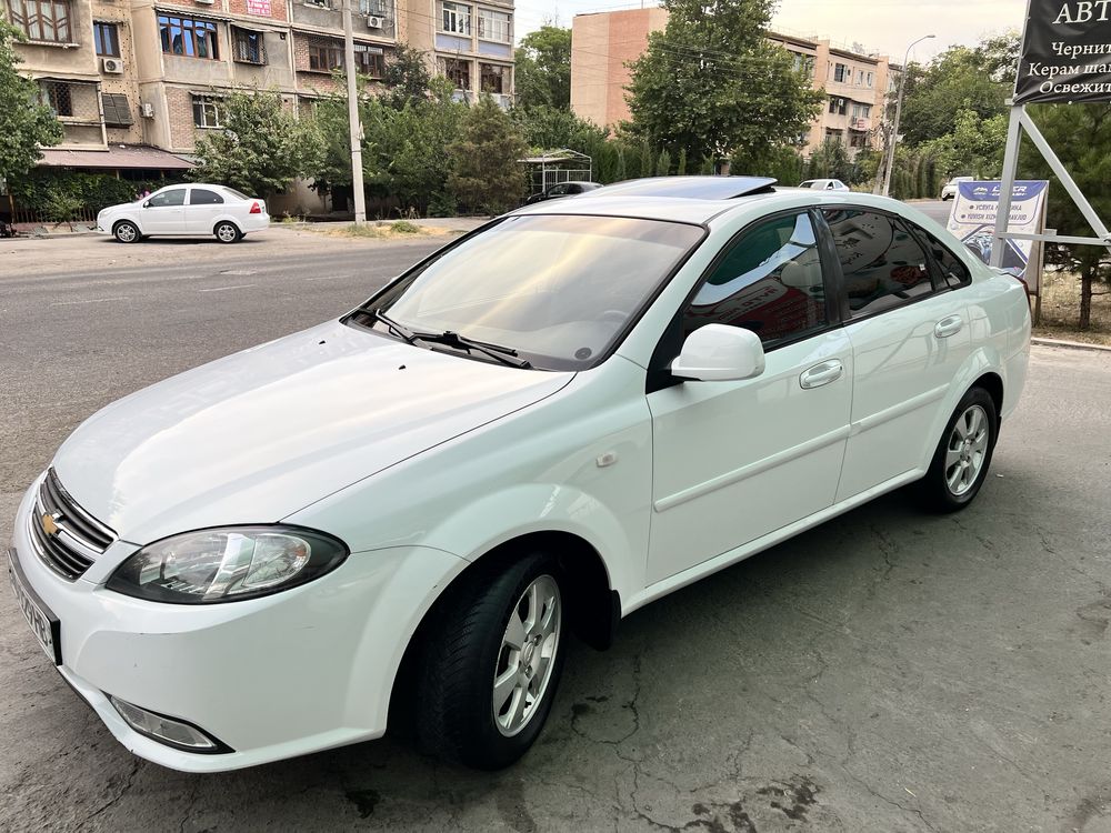 продам свою Жентру с гарантией