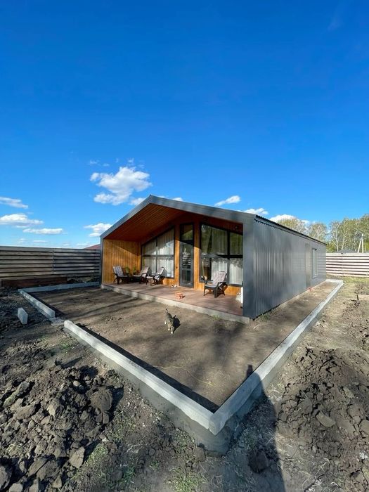 Case modulare de diferite modele si dimensiuni, din structura metalica