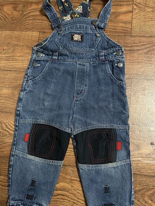 Продаются детские комбинизоны