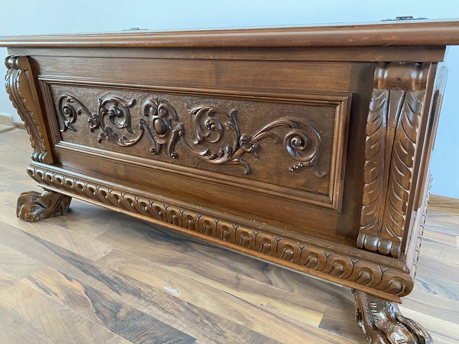 Cufar Lada Lemn Masiv Gheare Leu Vintage