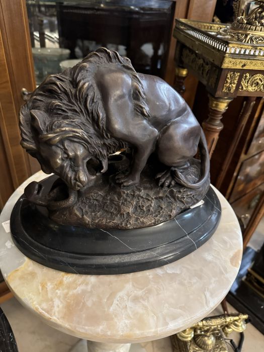 Statueta bronz masiv- leu-16kg