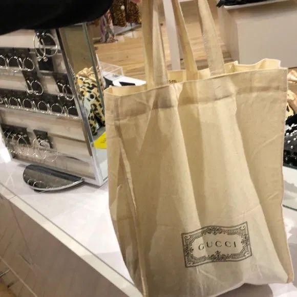 Sacosa Gucci punga plasa noua originala