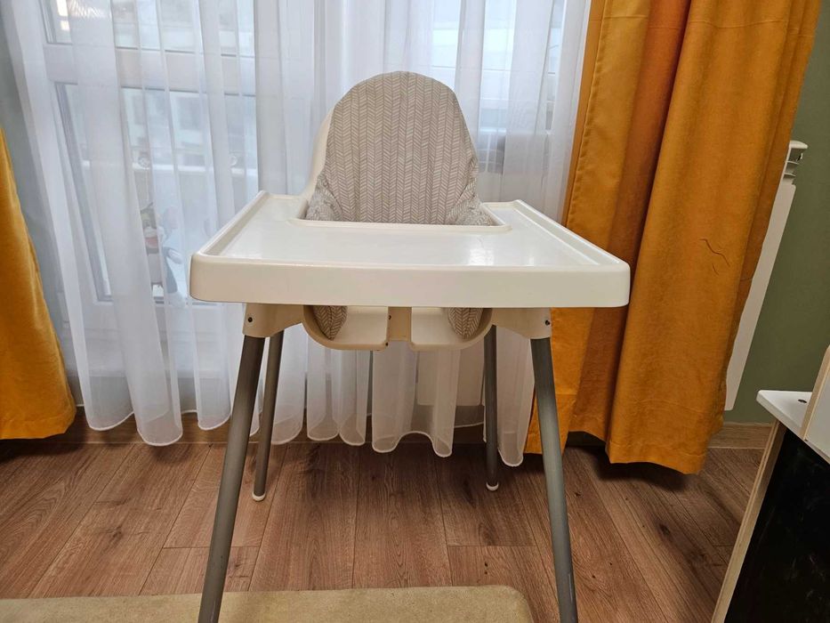 Стол Antelope IKEA с възглавничка и 2 калъфки