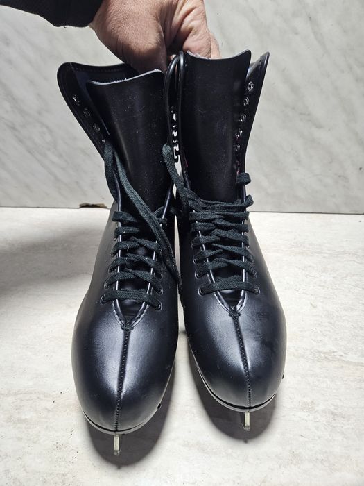 Patine 44 gheata patinaj artistic    marime 44-45  (29   cm)