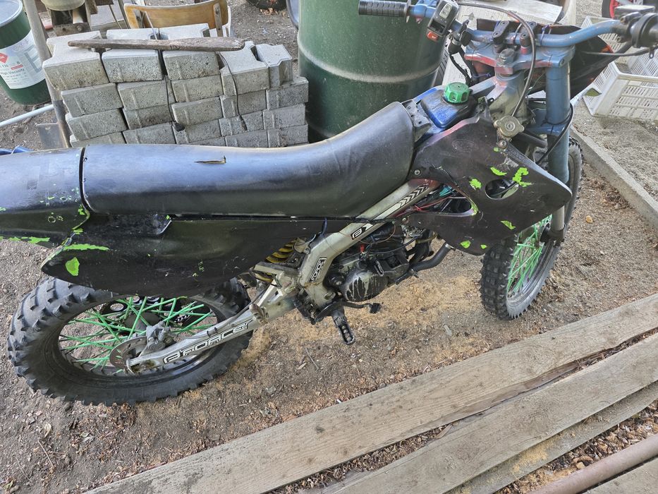 Cross aprilia 125