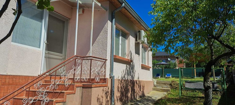 Напълно реновирана къща в с. Дюлино, обл. Варна
