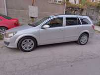 Автомобил Opel Astra