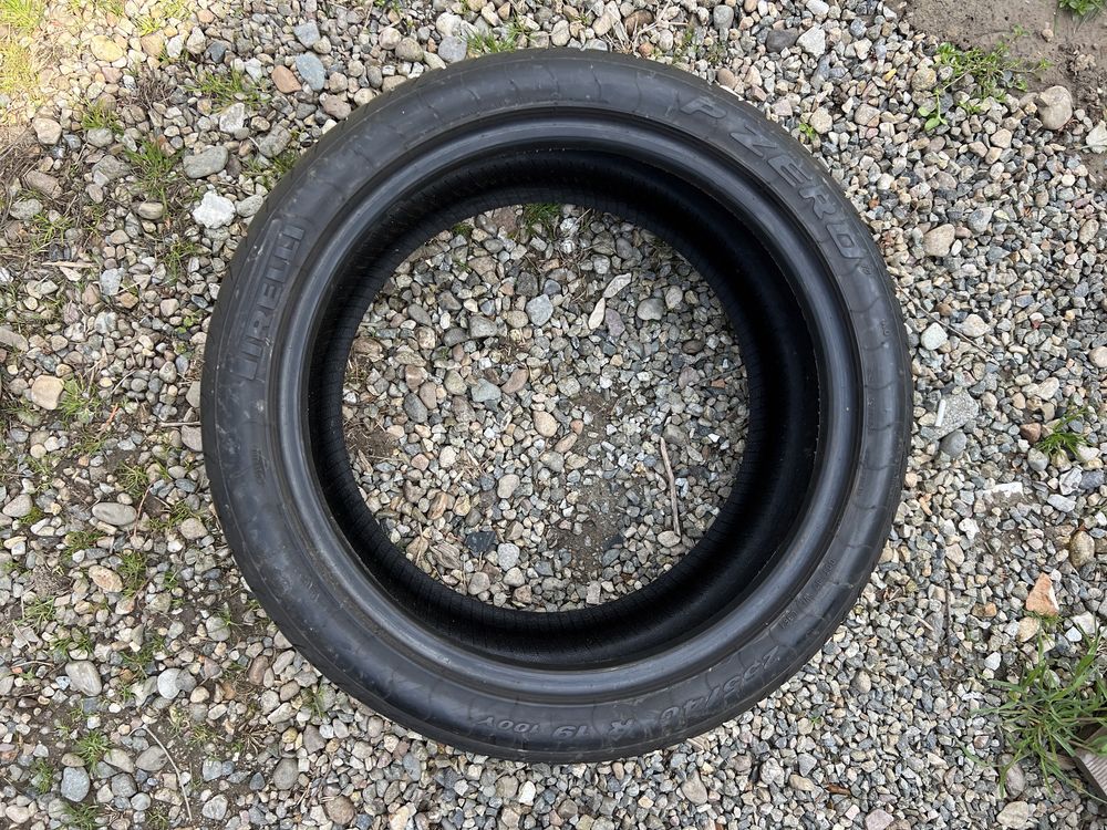 Anvelope de vara pirelli 255/40/19