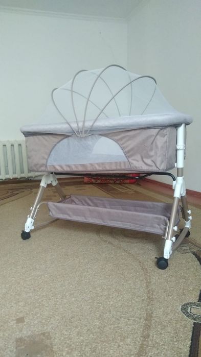 Продаю манеж за 20 000