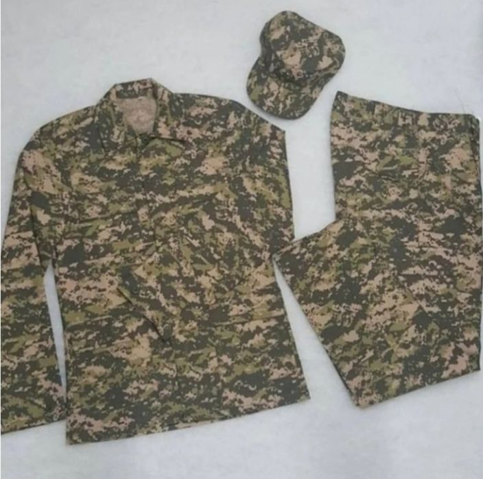 Форма камуфляжная мужская.