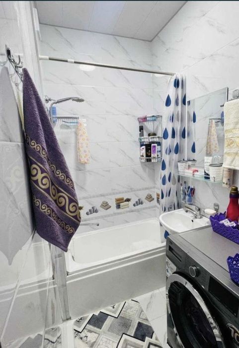 Продается 4х комнатная на Юнусабад 10