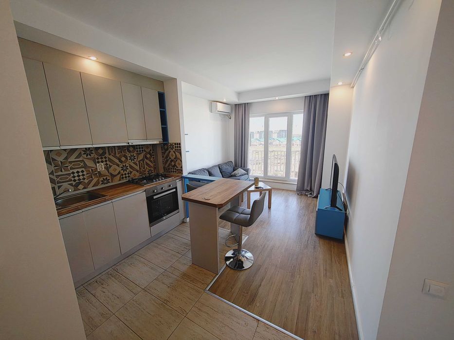 Proprietar inchiriez studio dublu in Cosmopolis