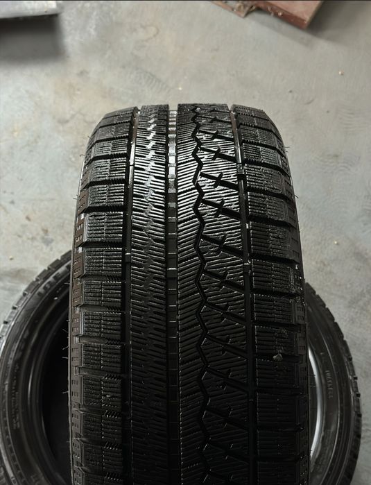 Зимние шины Sailun R17