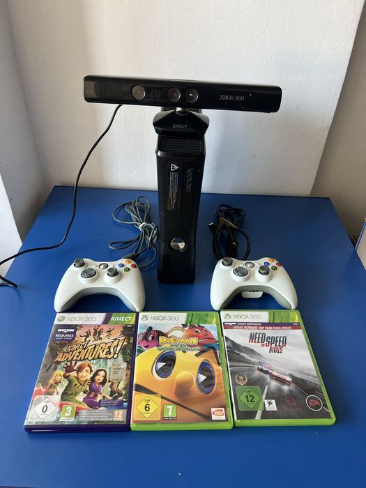 XBOX 360 Slim cu Kinect 250 GB