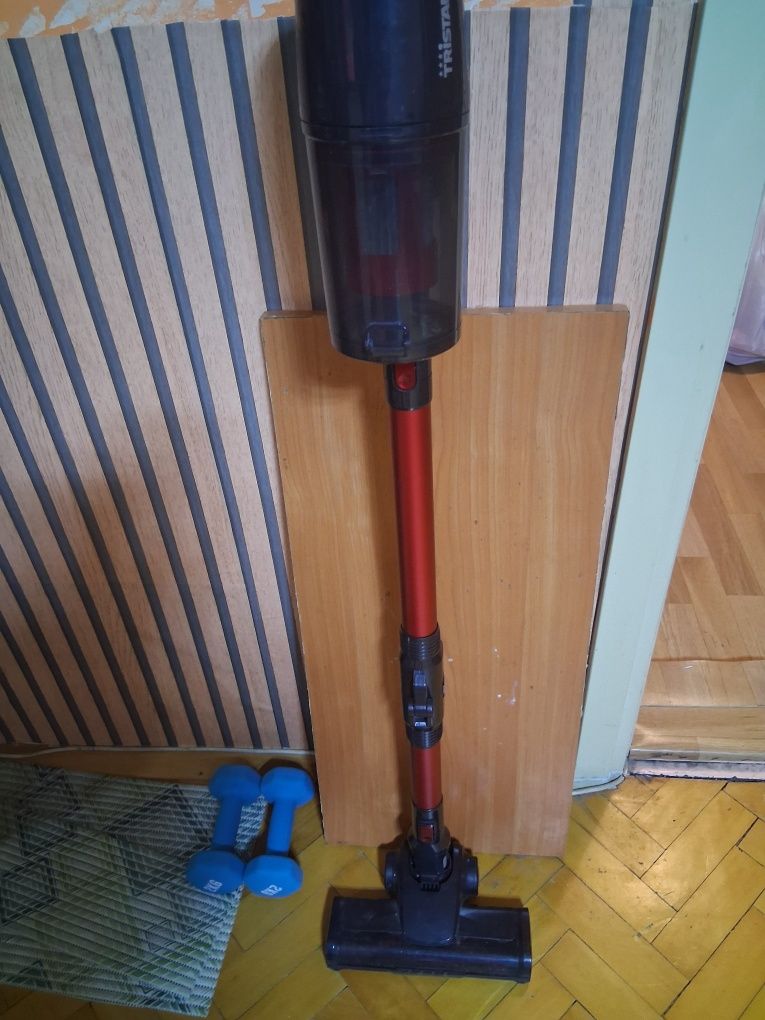 Безжична прахосмукачка
