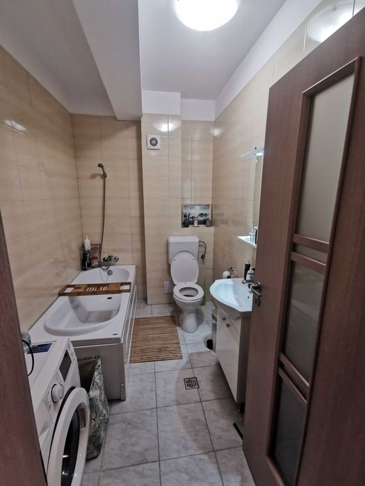 3 camere/Centrala/ Bloc 2015/ 2 Băi/ Parcare/ Balcon/Aer Conditionat