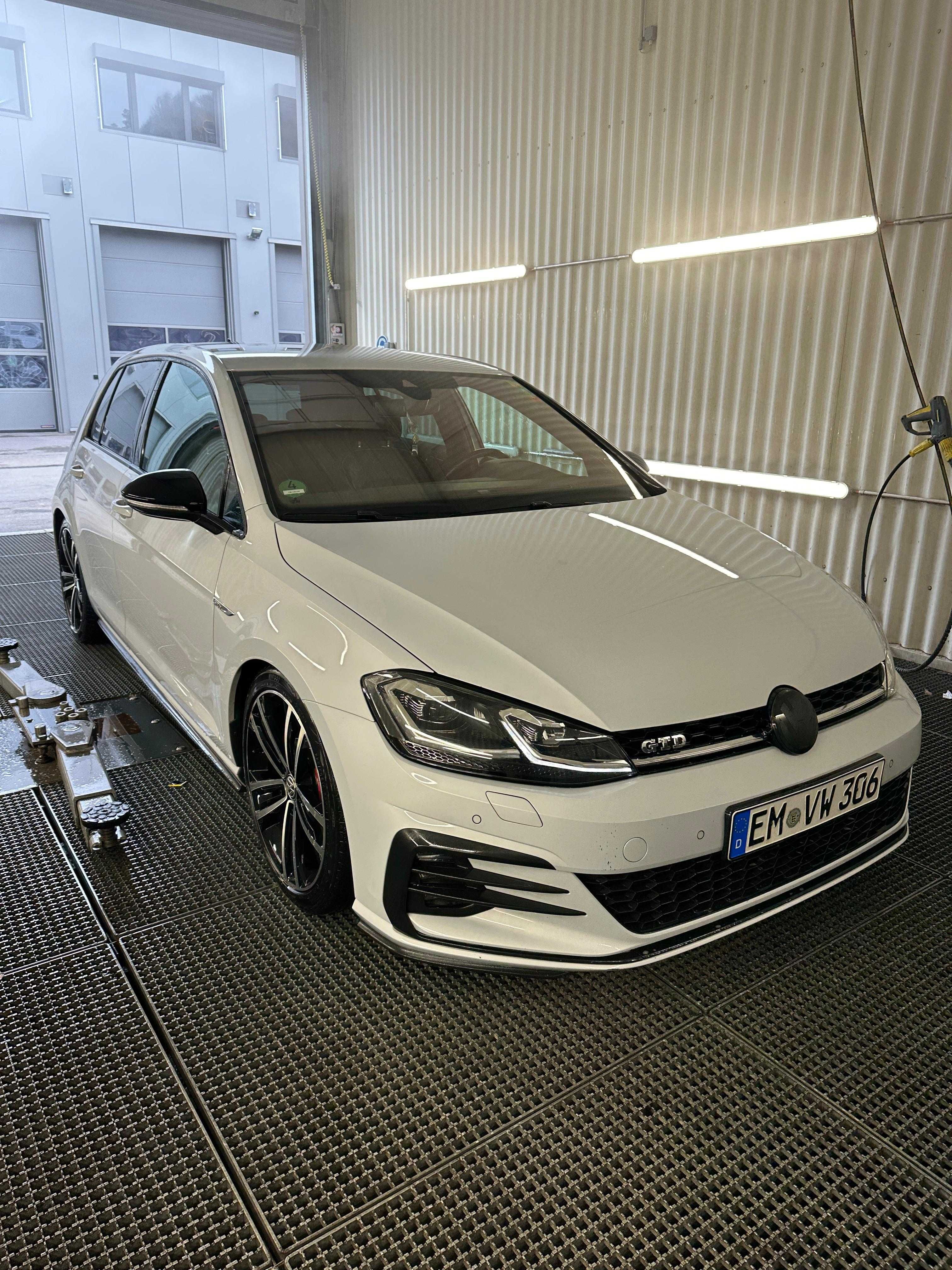 Vând vw golf GTD