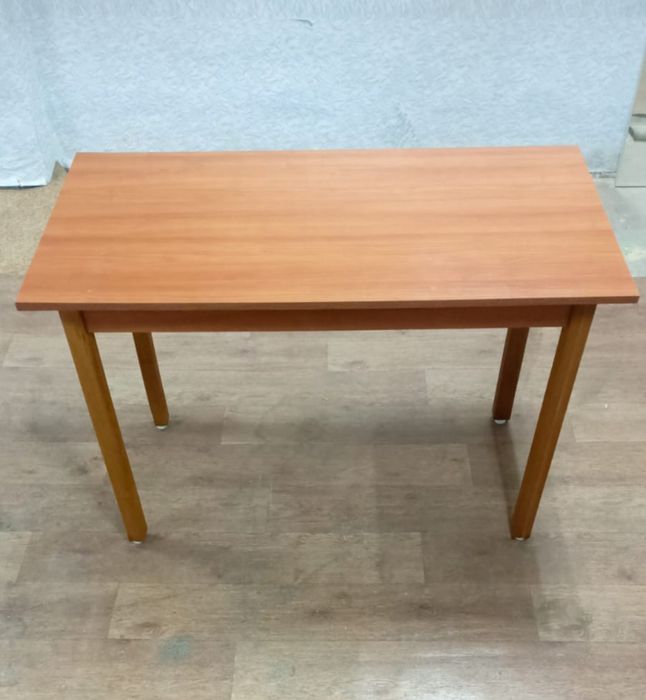 Стол кухонный новый