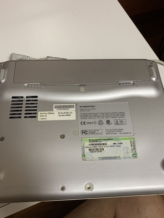 Notebook Averatec cu DVD