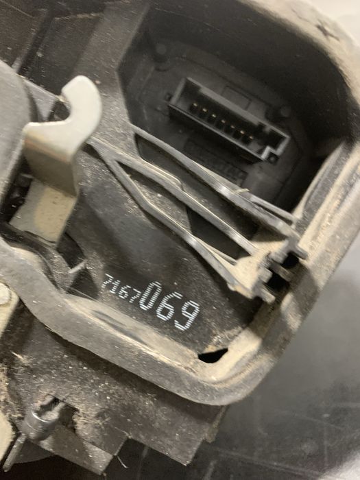 Broasca usa stanga spate BMW Seria 3 E90 E91 E87 | 7167069