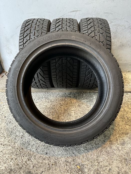 Гуми 215/45/17 TIGAR Winter Snow