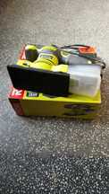 vand slefuitor cu vibratii ryobi