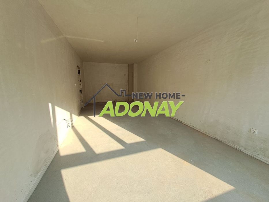 Продава се Тристаен апартамент в Пловдив, Остромила - 96 кв.м за 1355 €/кв.м - Снимка #1