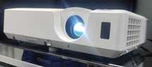 Hitachi CP-X2541WN filme