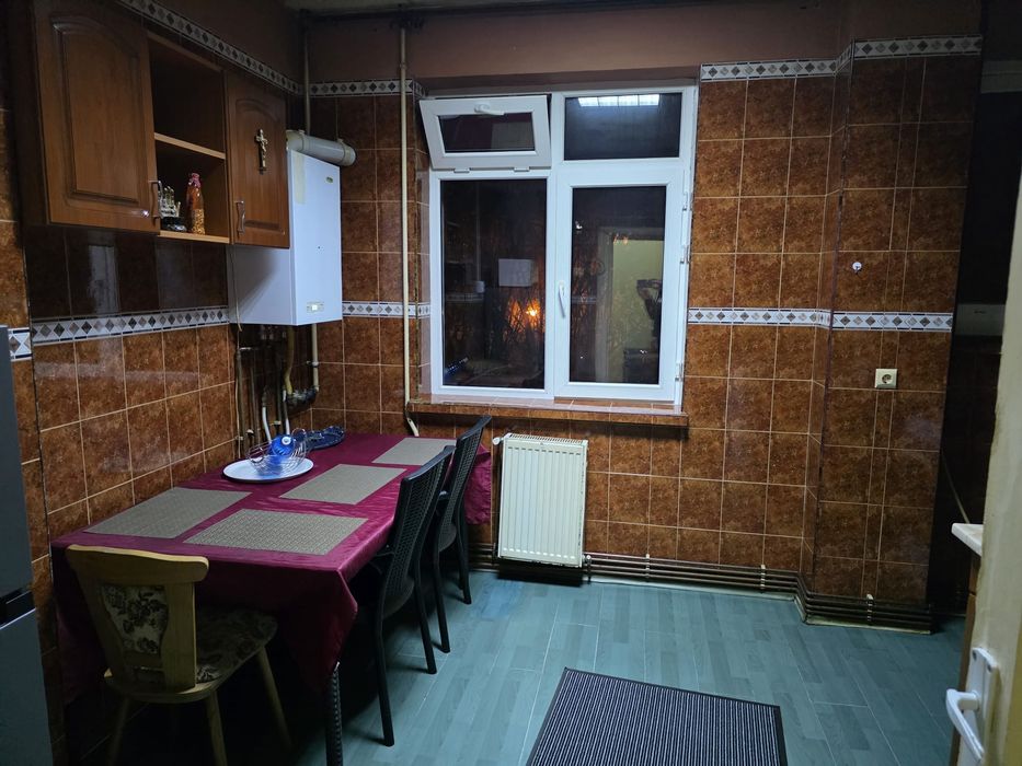 Apartament cu doua camere in Exercitu / Traian / Rovine