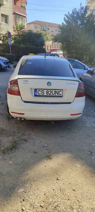 Vând Skoda Octavia II  1,9 TDI facelift 2010