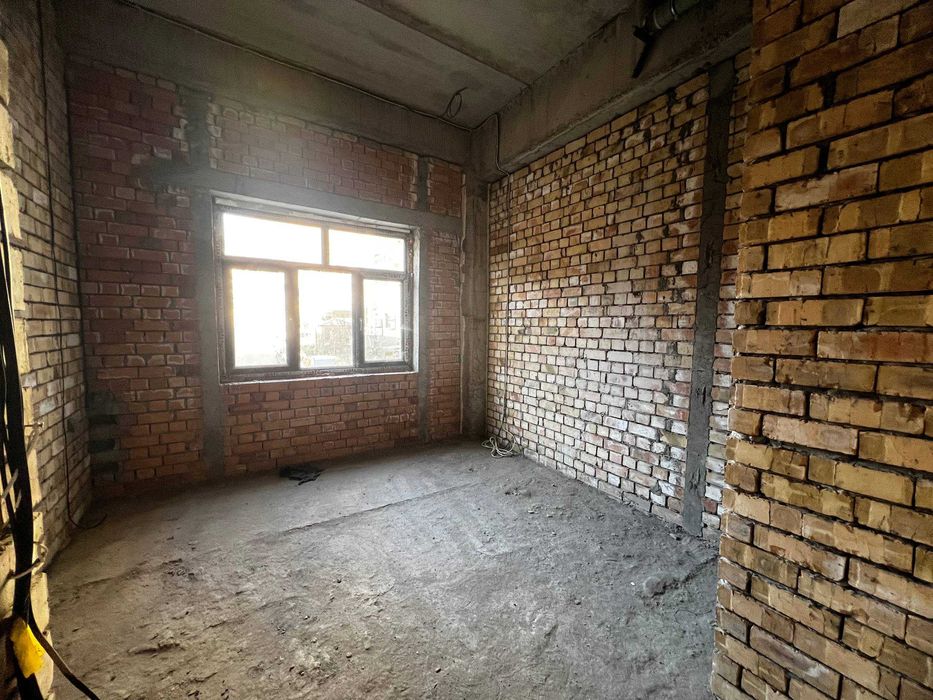 152 м² на первой линии + готовый дизайн-проект салона красоты! (55)