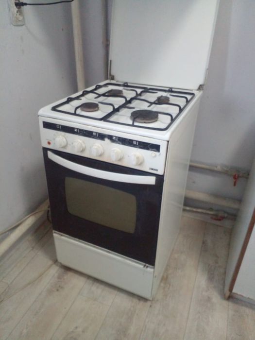 Газ плита продам