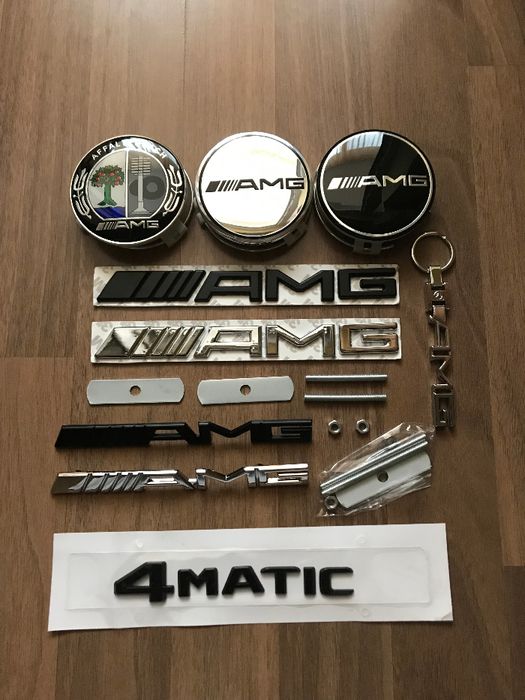 Emblema semn sigla logo grila fata portbagaj capace jante Mercedes AMG