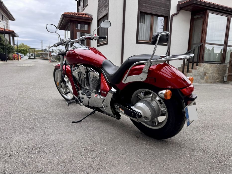 Продавам Honda VT1300 Sabre