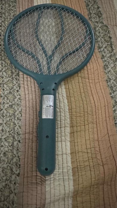 Paleta electrica insecte noua