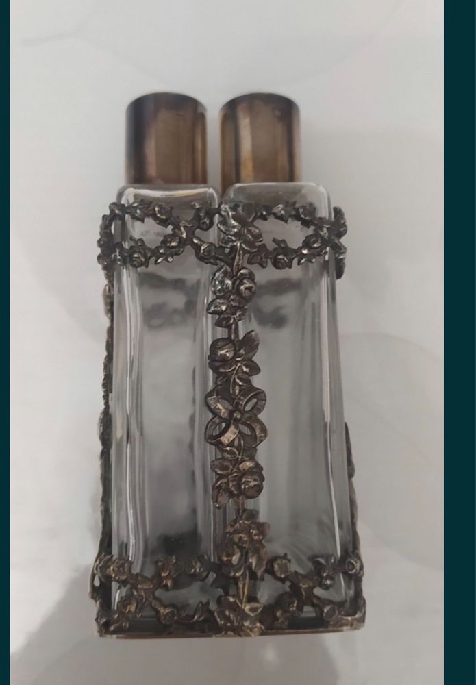 Sticluțe vechi de parfum in suport argint 800