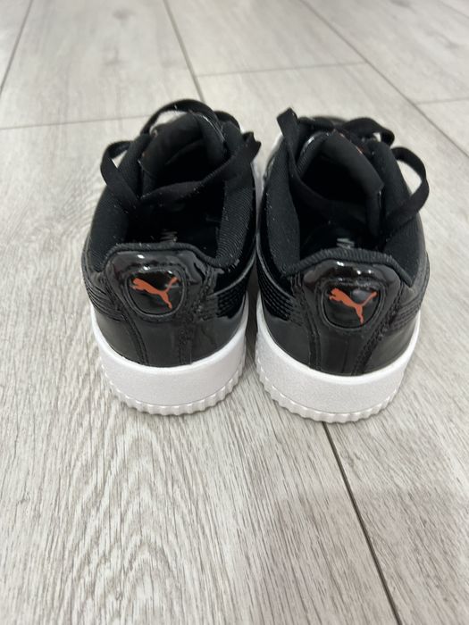 Pantofi Puma marimea 36