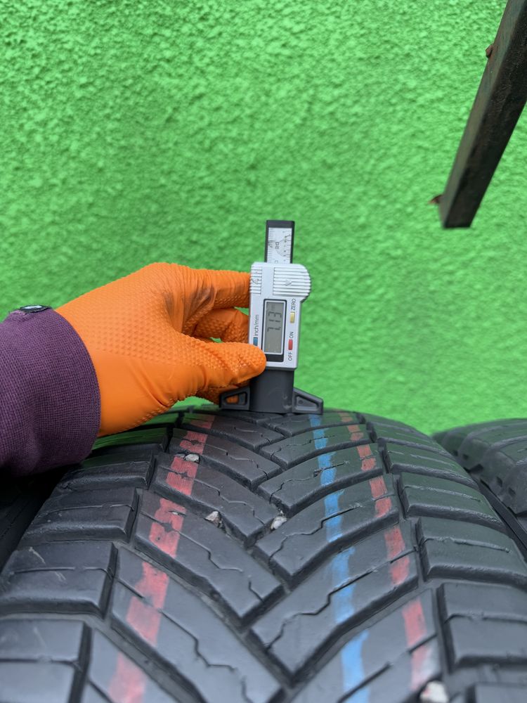 215/65/16C MICHELIN CROSSCLIMATE dot 2020 Profil 7mm Profil ramas 80%