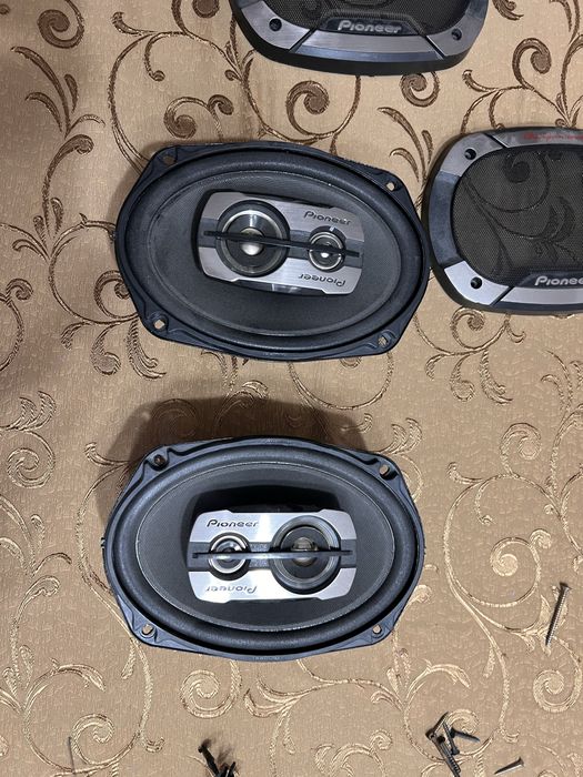 Pioneer калонка 550W