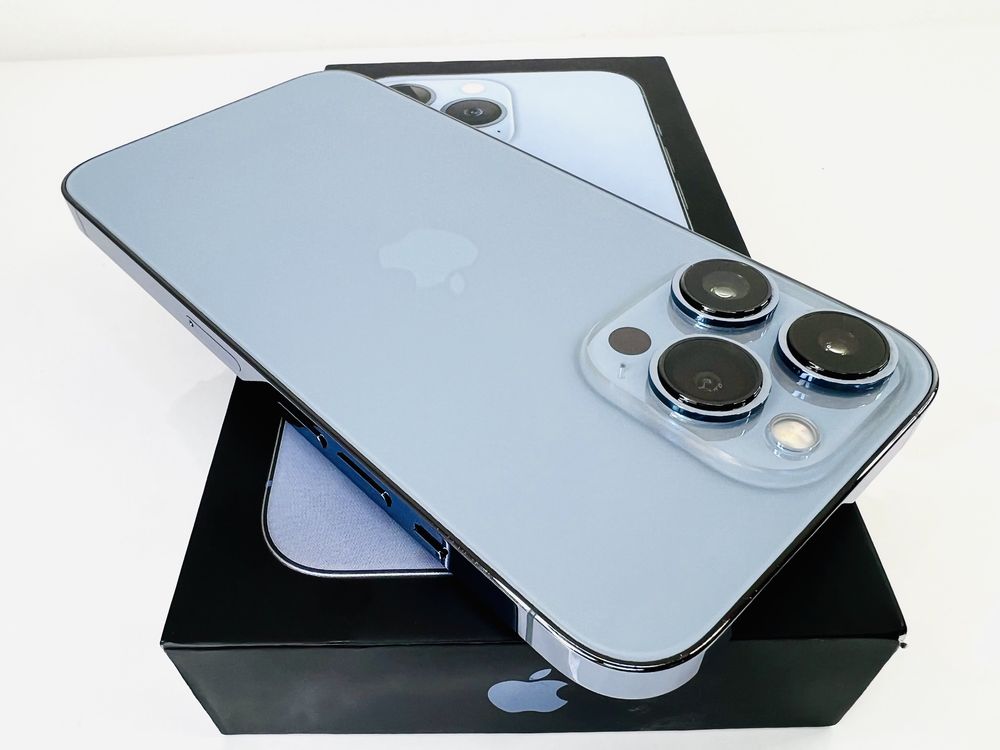 Apple iPhone 13 Pro Max 256GB Sierra Blue Перфектен! Гаранция!