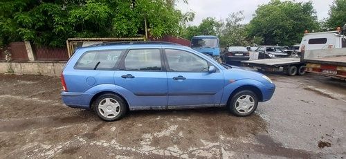 Dezmembrez Ford Focus 1,turnier,an fabricatie 2003,1.6 benzina,cod mot