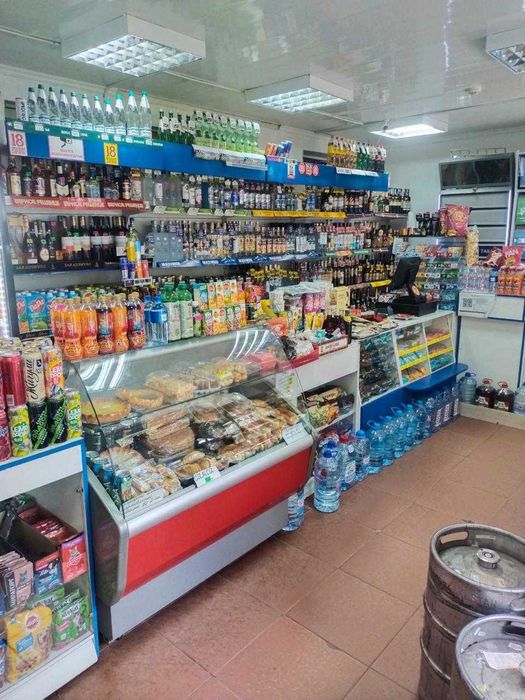 Продается действующий магазин в центре