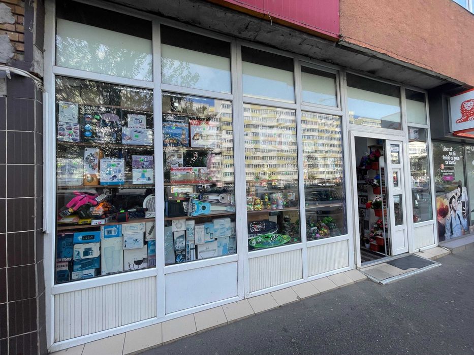 Vanzare Spatiu Comercial Independent- Inchiriat - Teren in proprietate